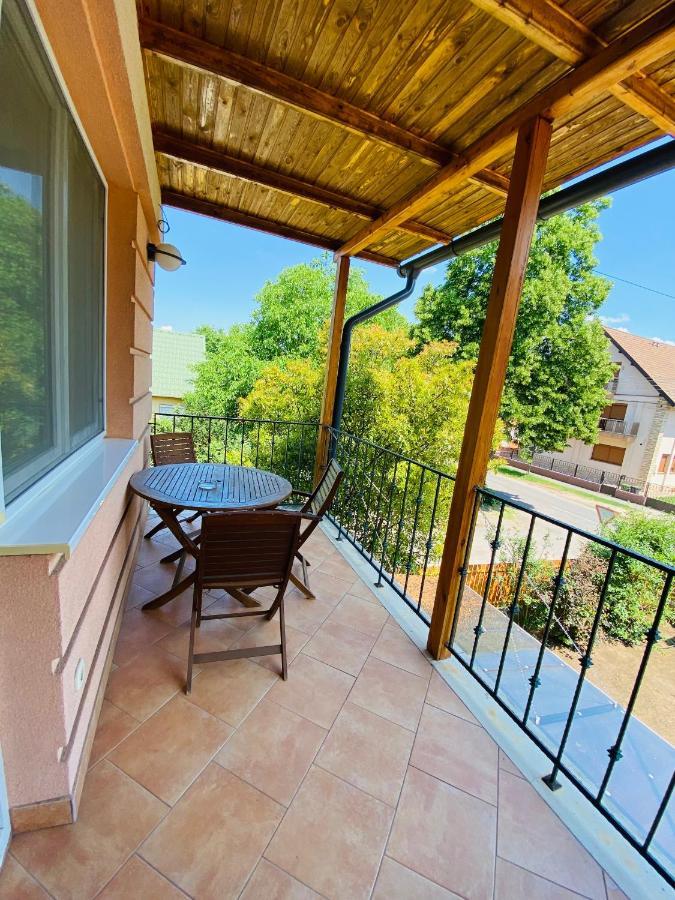 HajdúszoboszlóGabi Lux Apartman公寓 外观 照片